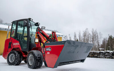 Hilltip Introduces Drop Spreader for Compact Tractors and Loaders